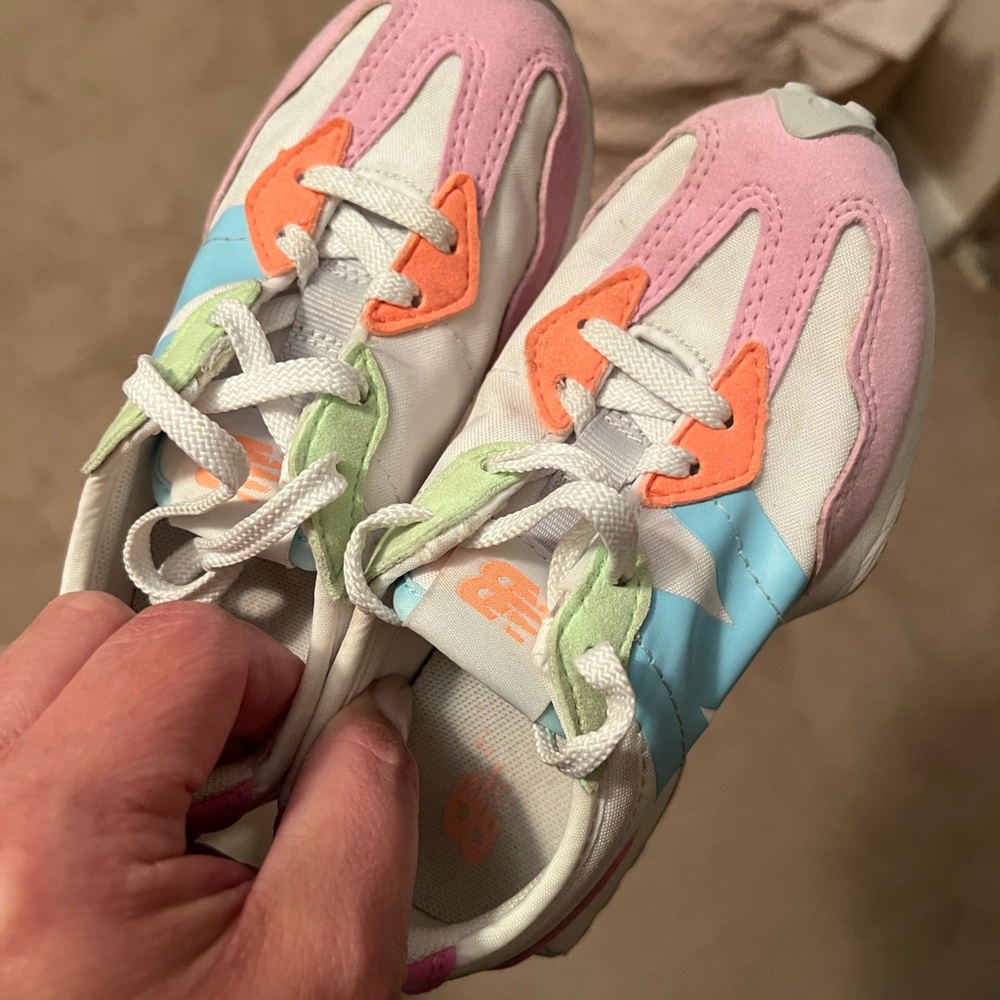 New balance lightly worn sneaker